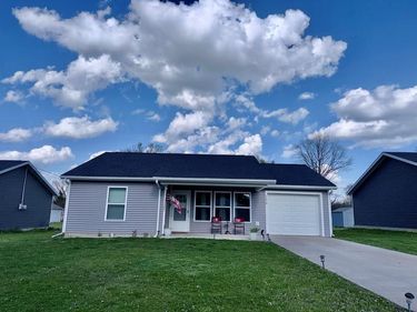 1176 Dillon Rd, Mansfield, OH 44906