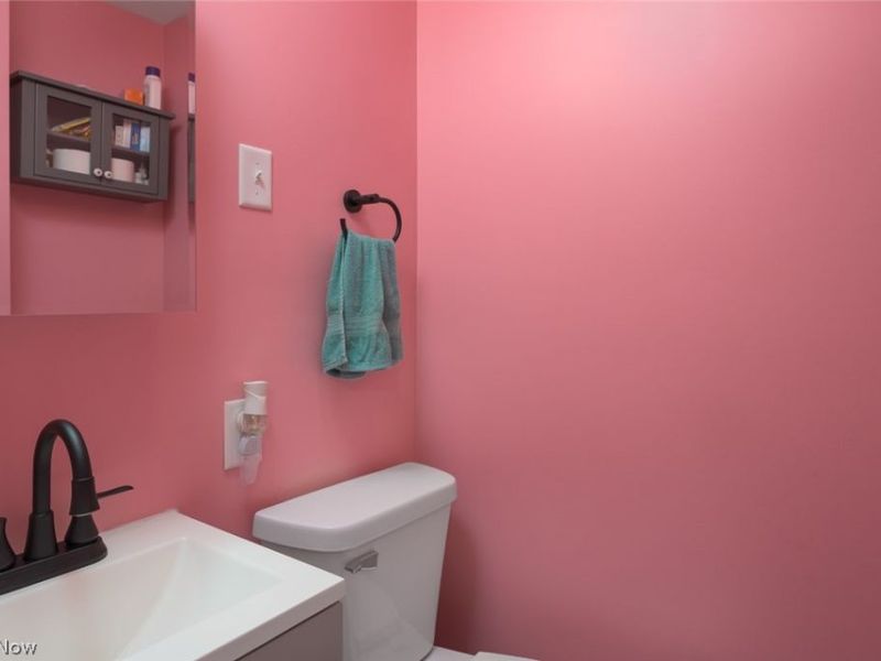 140 Edward Street NW, Champion, OH 44483 Photo 24