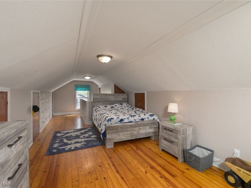 140 Edward Street NW, Champion, OH 44483 Photo 27