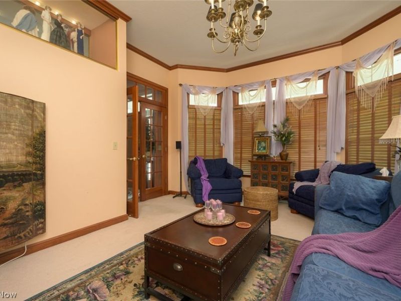 1015 Cambridge Court NE, Warren, OH 44484 Photo 11