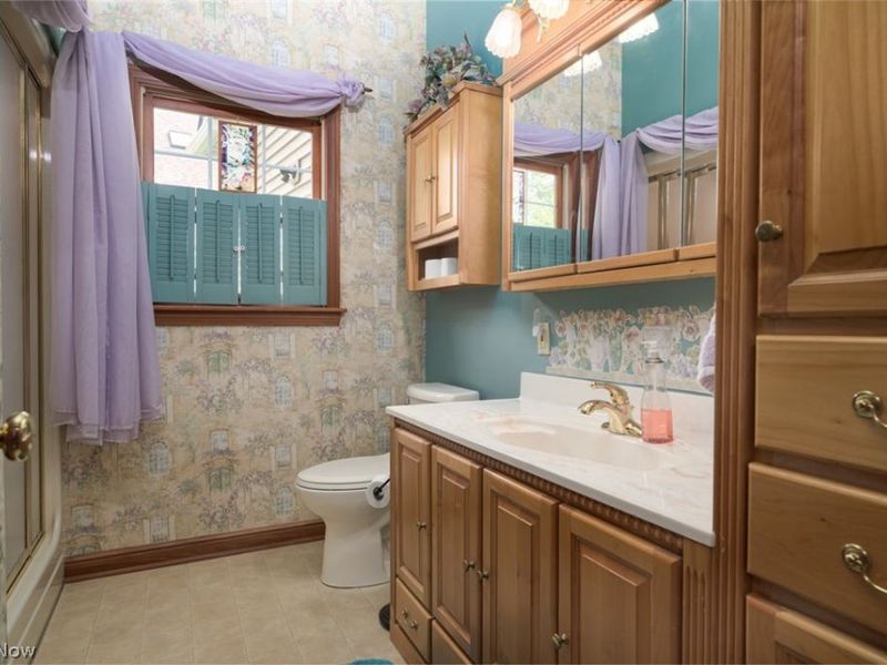 1015 Cambridge Court NE, Warren, OH 44484 Photo 23