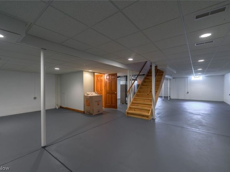 1015 Cambridge Court NE, Warren, OH 44484 Photo 36