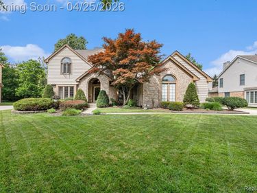 6907 KINGS MILL Drive, CANTON, MI 48187