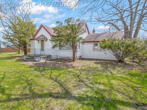 29229 Beverly Road, Romulus, MI 48174