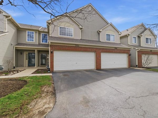 305 Thornwood Way, Unit C, South Elgin, IL 60177
