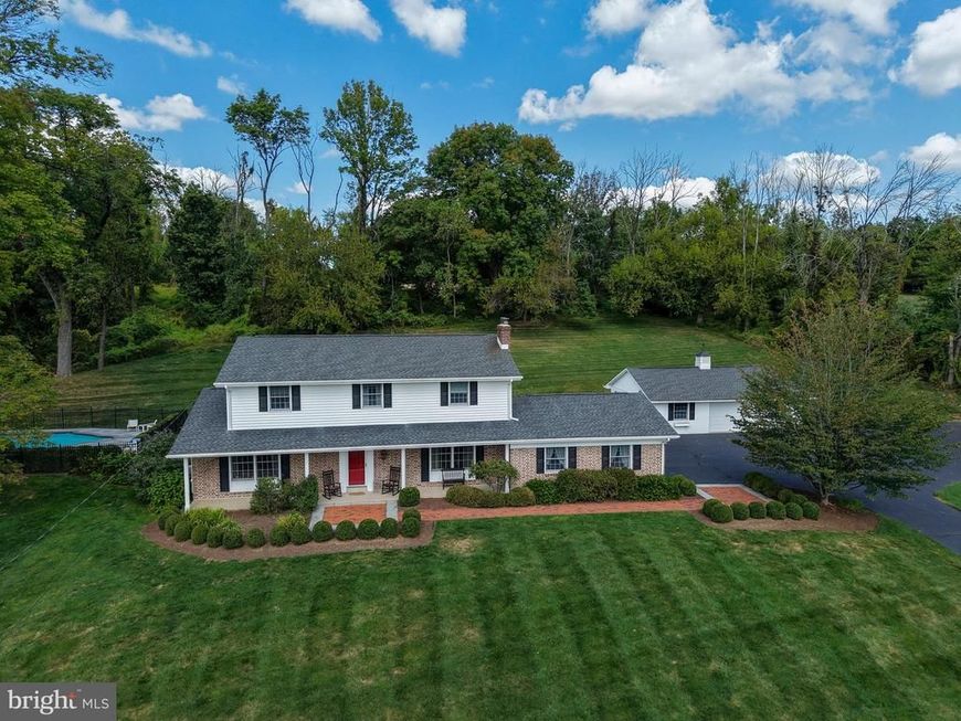 5595 Ridgeview Drive, Doylestown, PA 18902 Main Photo