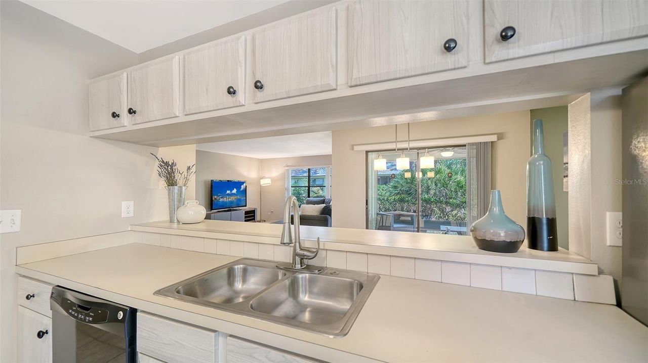 5056 Barrington Circle, Unit 2602, Sarasota, FL 34234 Photo
