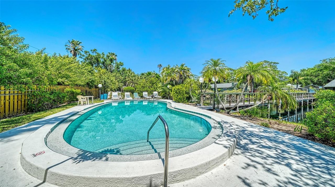 5056 Barrington Circle, Unit 2602, Sarasota, FL 34234 Photo