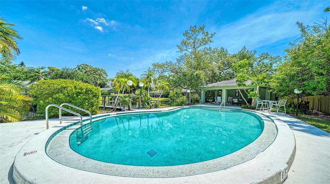 5056 Barrington Circle, Unit 2602, Sarasota, FL 34234 Photo