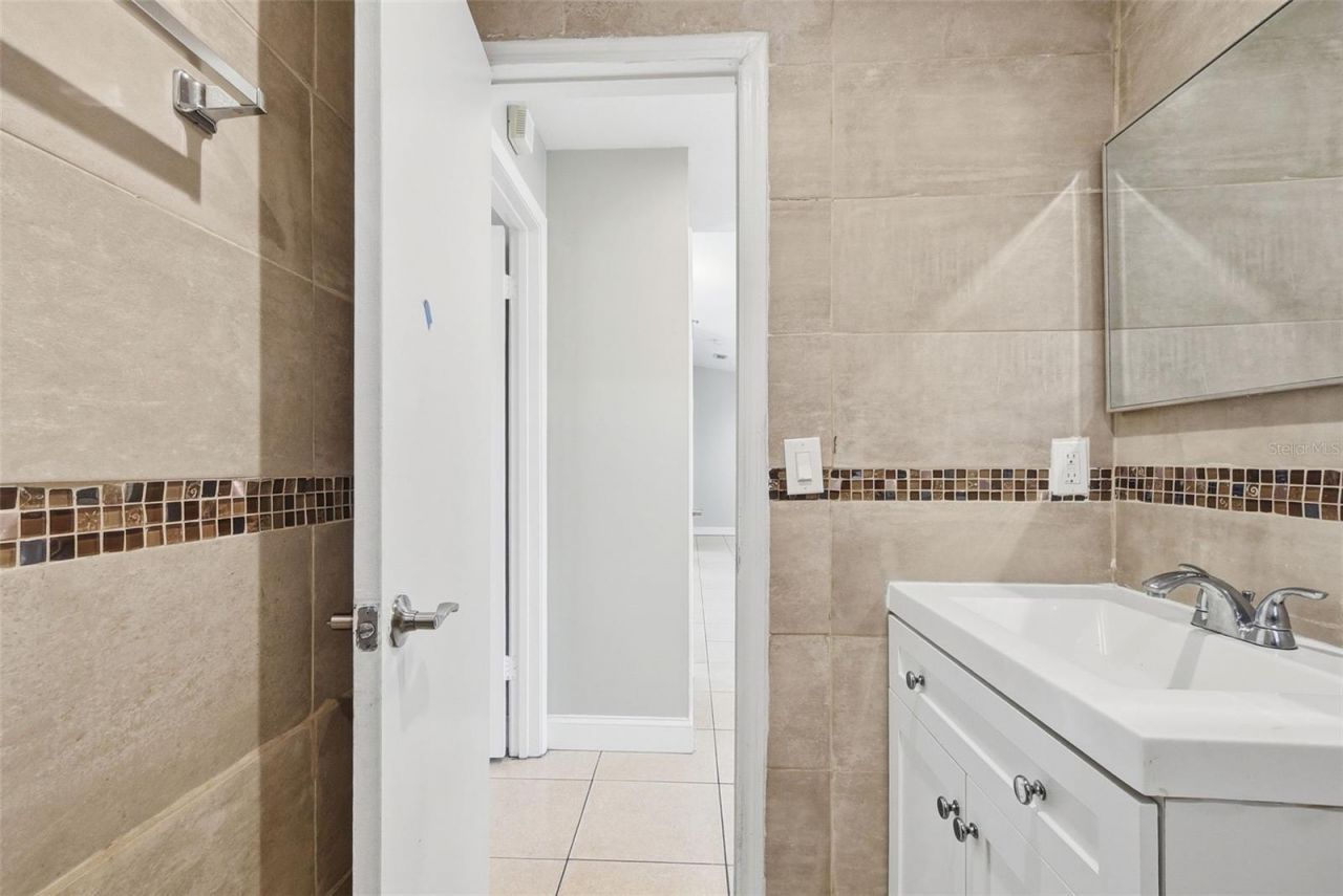 2762 Myakka Drive , Orlando, FL 32839 Photo