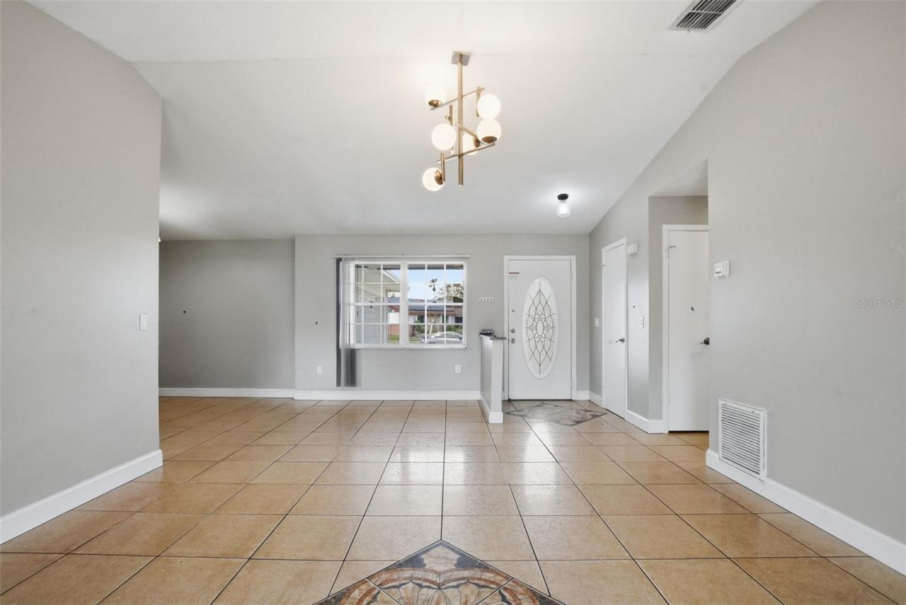 2762 Myakka Drive , Orlando, FL 32839 Photo