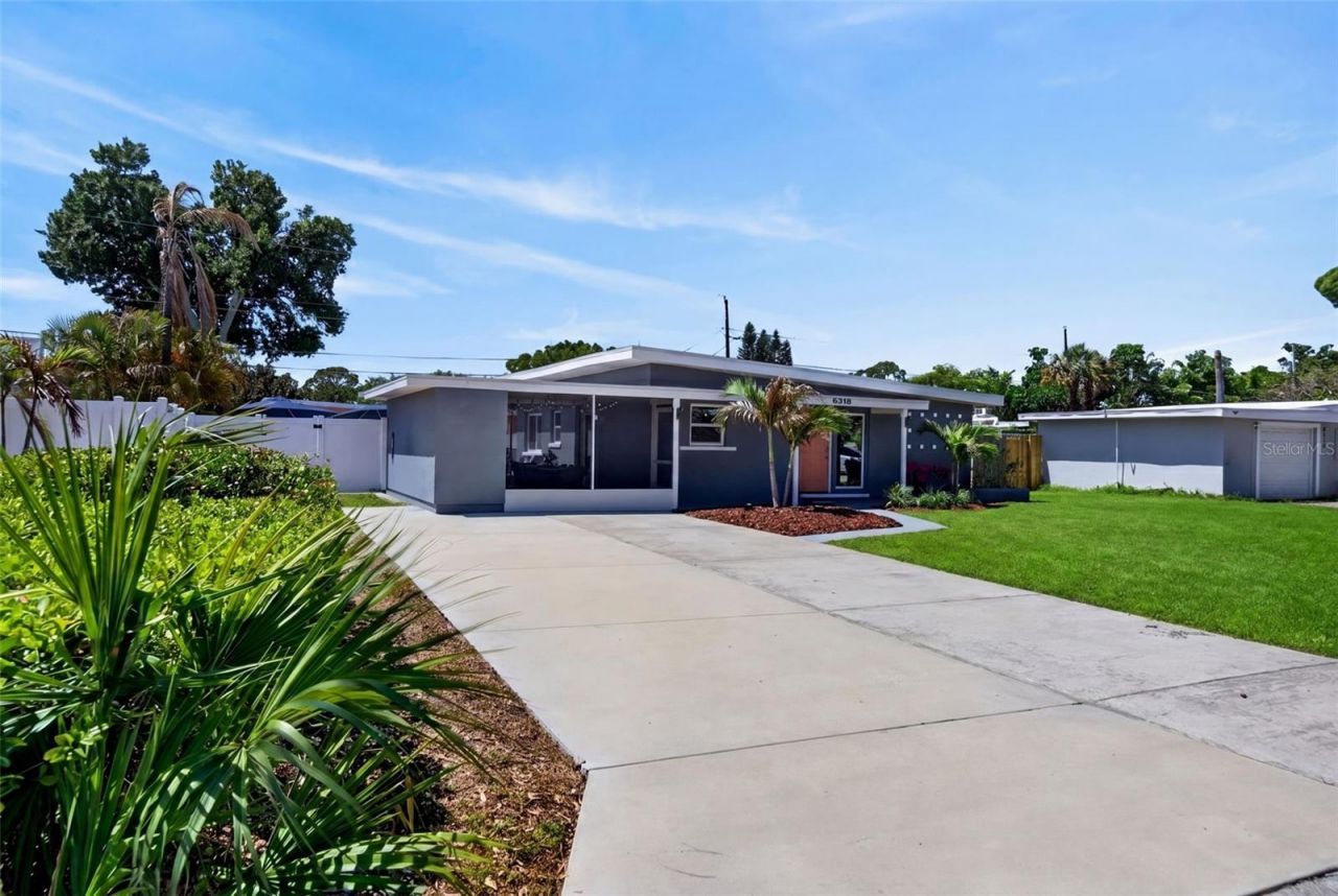 6318 21st Avenue N, Saint Petersburg, FL 33710 Photo