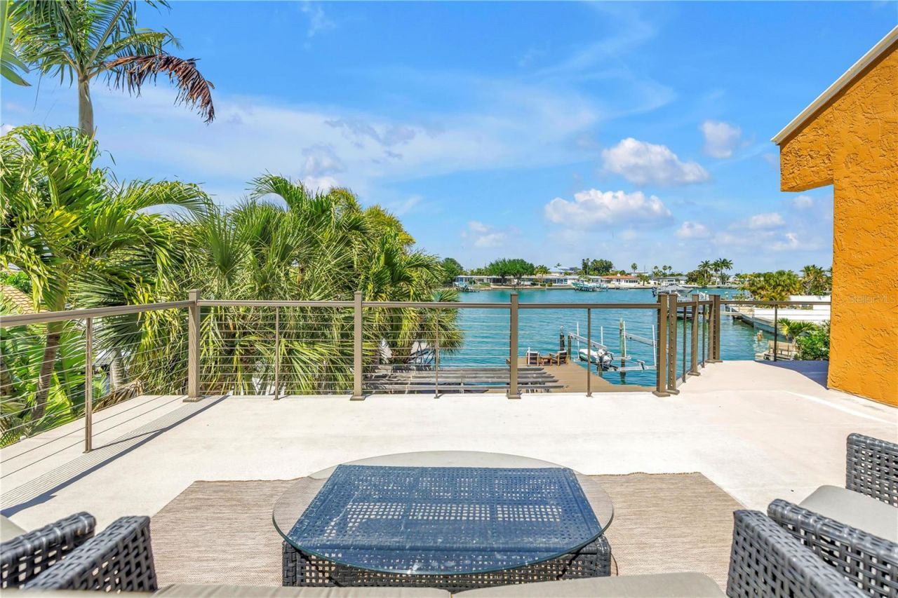 3945 Poinsettia Drive, Saint Pete Beach, FL 33706 Photo