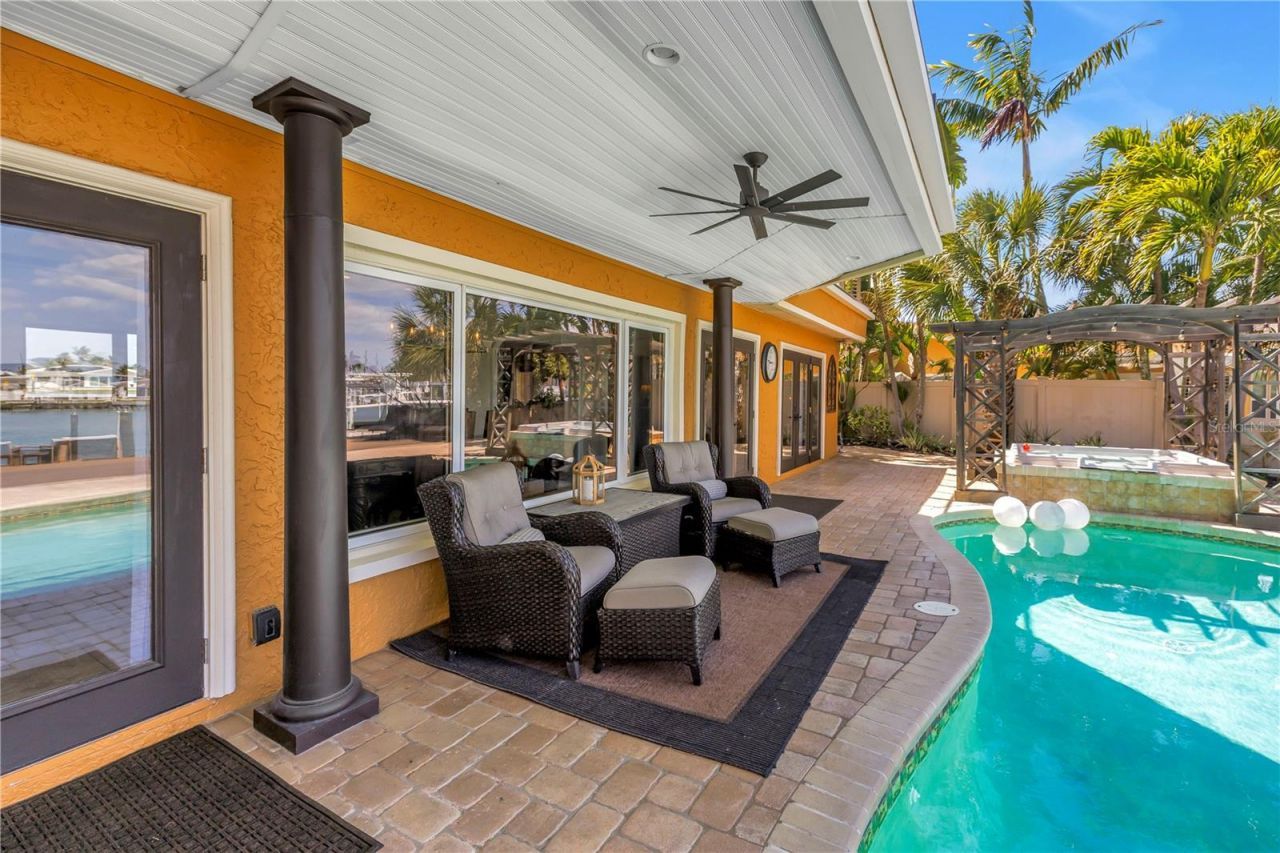 3945 Poinsettia Drive, Saint Pete Beach, FL 33706 Photo