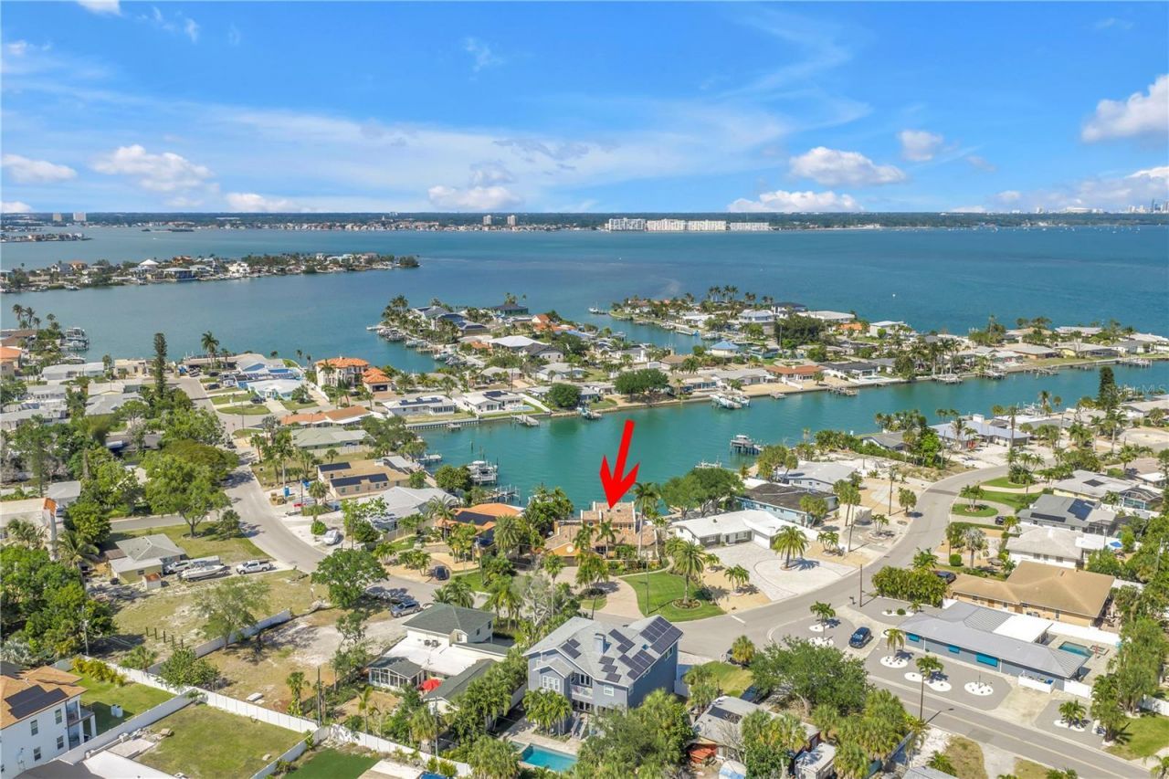 3945 Poinsettia Drive, Saint Pete Beach, FL 33706 Photo