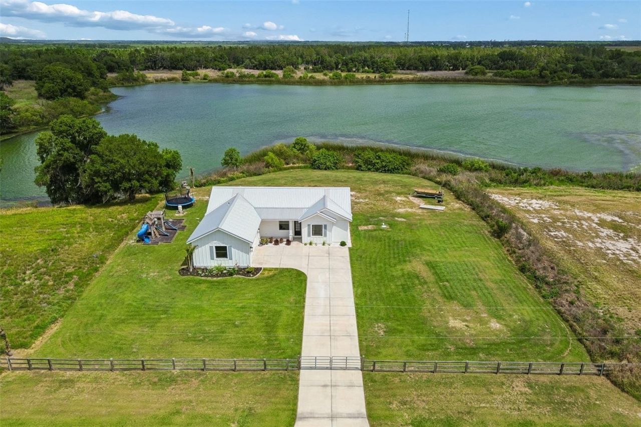 1980 Old Brewster Road , Fort Meade, FL 33841 Photo