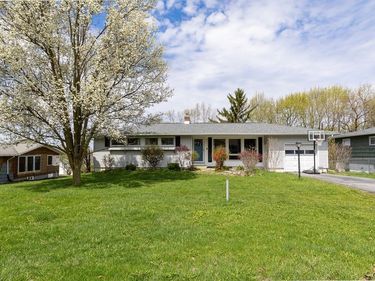 339 Northfield Way , Camillus, NY 13031