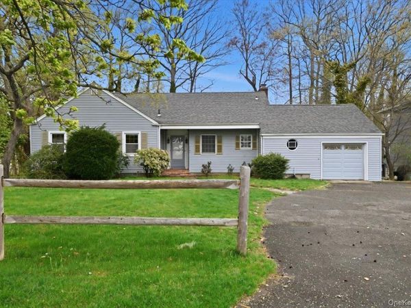 1536 Wantagh Avenue , Wantagh, NY 11793