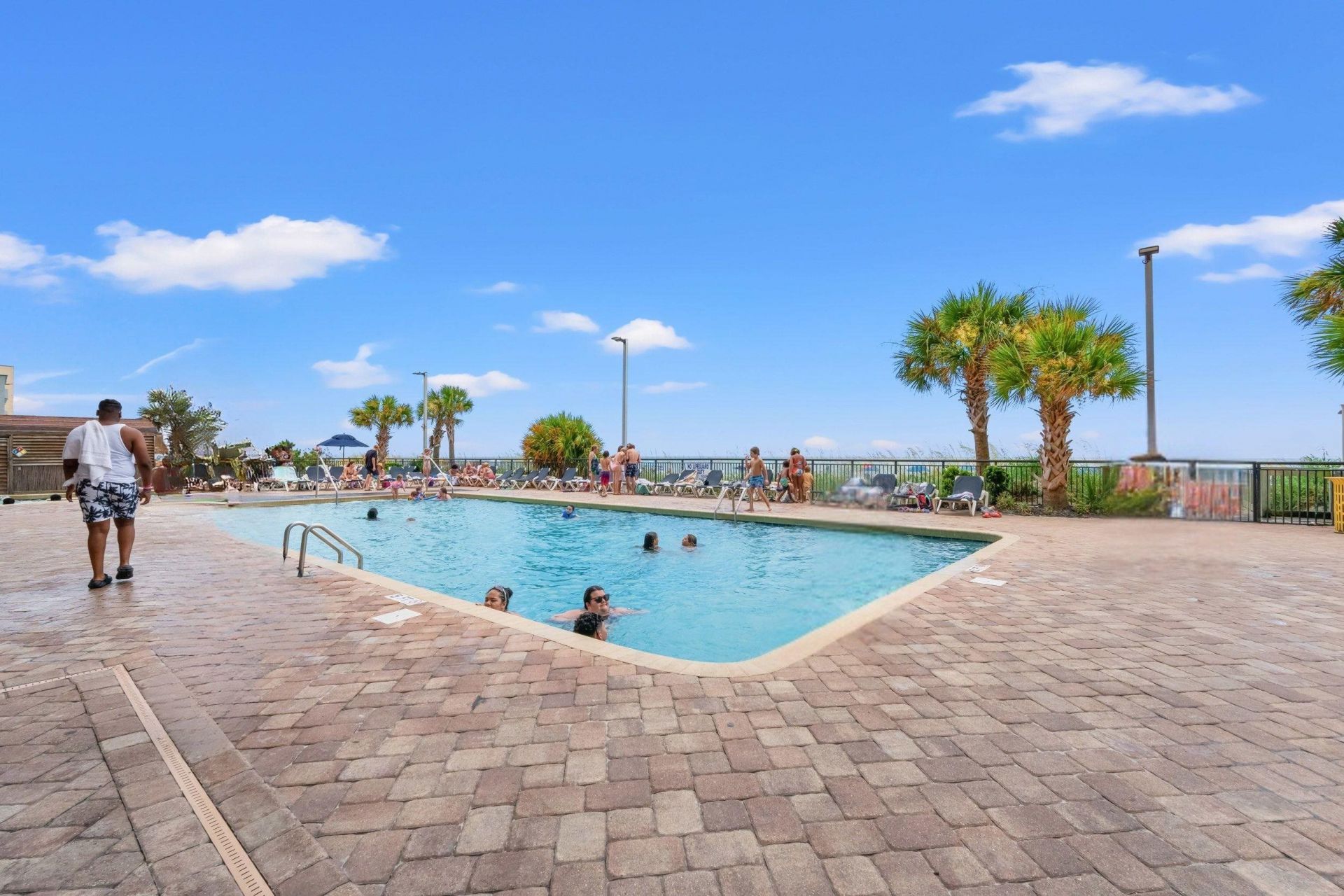 1501 S Ocean Blvd. Photo 21