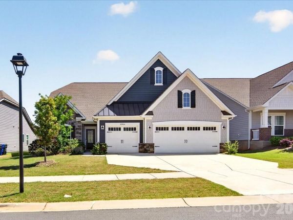 22024 Finworthy Lane, Huntersville, NC 28078