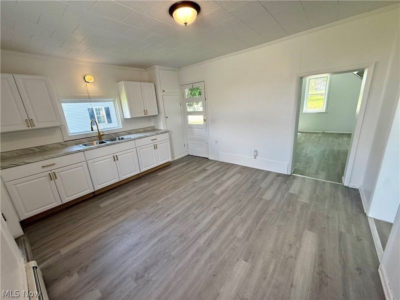 240 W Main Street , Washingtonville, OH 44490 Photo 3