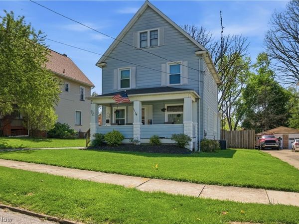323 E Prospect Street, Girard, OH 44420