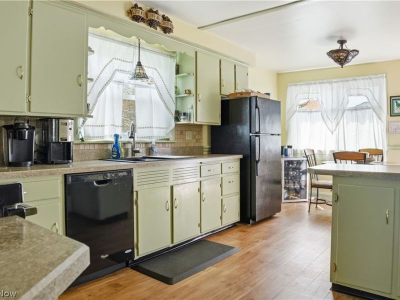 323 E Prospect Street, Girard, OH 44420 Photo 15