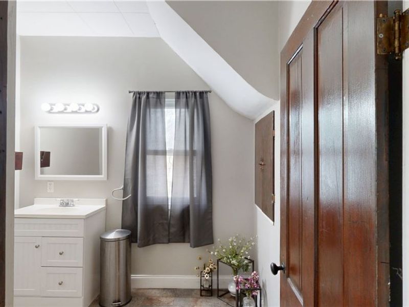 1538 S Ridge Road W, Ashtabula, OH 44004 Photo 16