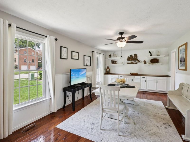 761 Meadow Wood Drive, Villa Hills, KY 41017 Photo 2