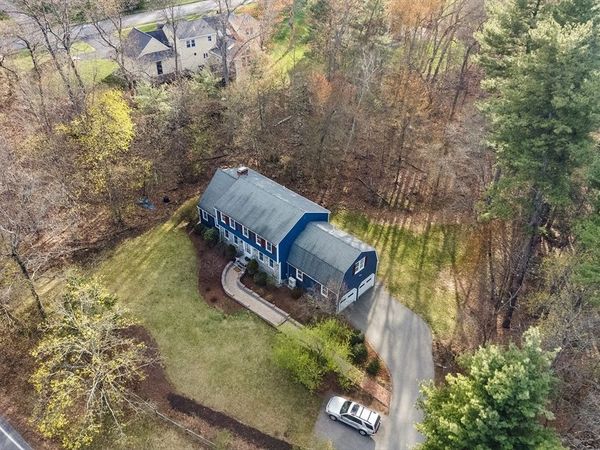 7 Providence Rd, Westford, MA 01886