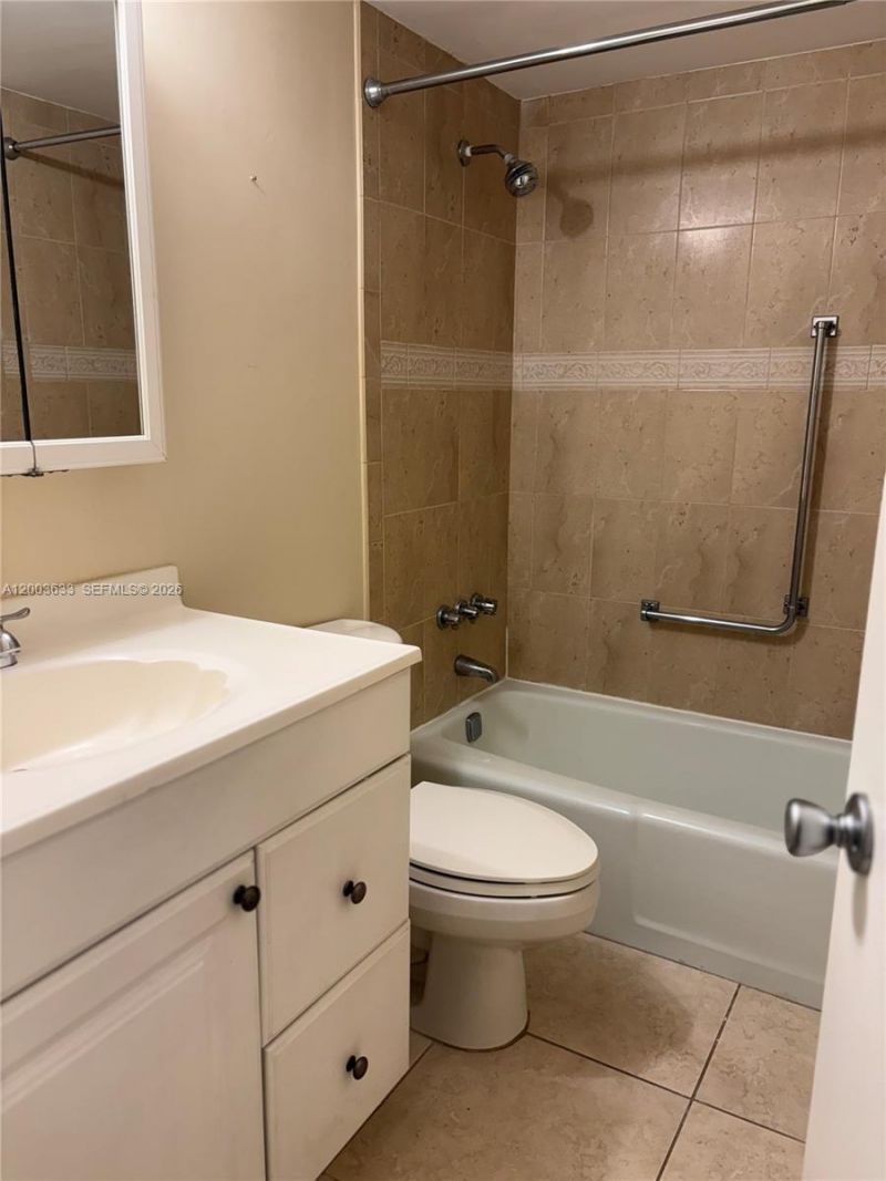 8335 SW 72nd Ave , Unit 108D, Miami, FL 33143 Photo