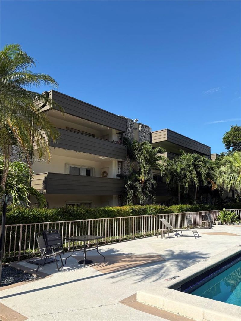 8335 SW 72nd Ave , Unit 108D, Miami, FL 33143 Photo