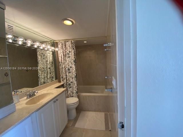 2100 Sans Souci Blvd , Unit B705, North Miami, FL 33181 Photo