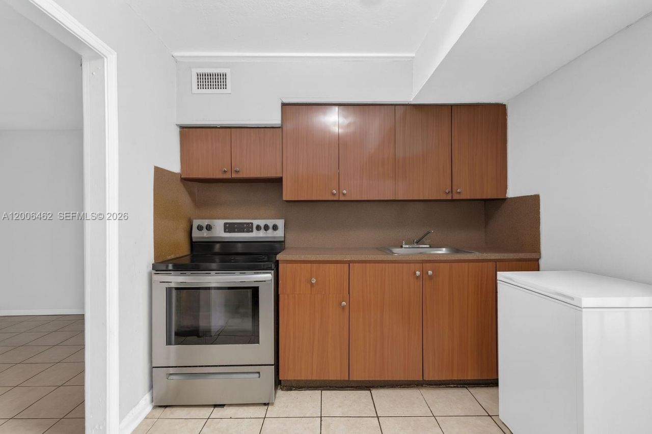 13630 NW 5th Ave, North Miami, FL 33168 Photo