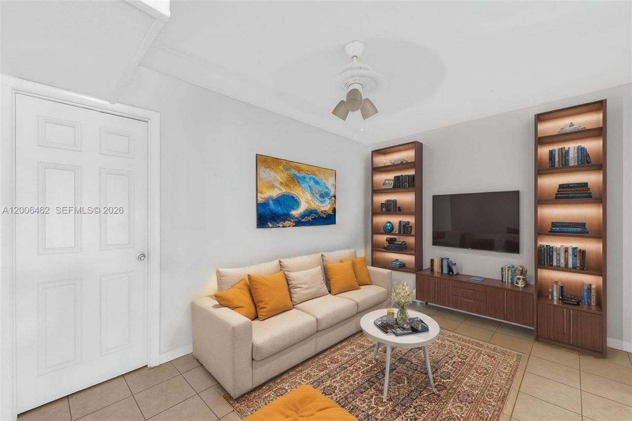 13630 NW 5th Ave, North Miami, FL 33168 Photo