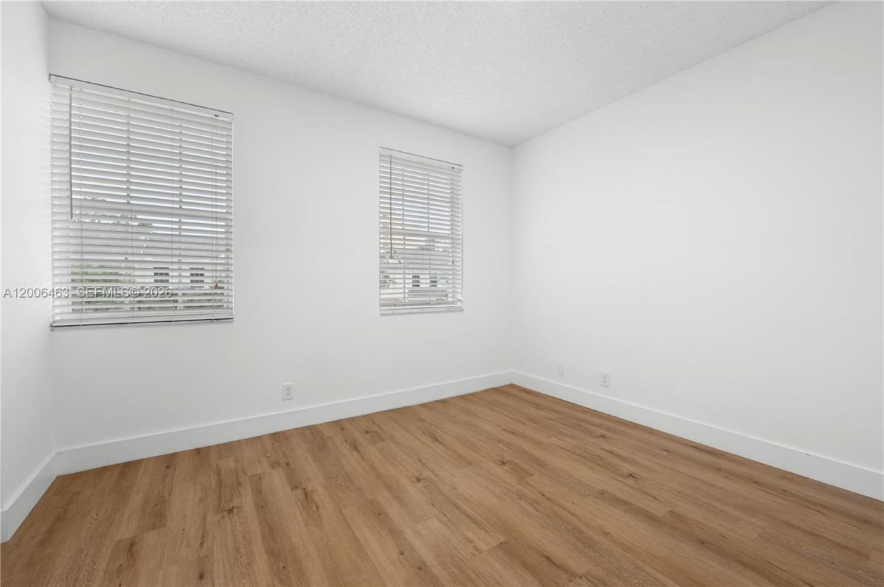 40 Simonton Cir, Unit 40, Weston, FL 33326 Photo