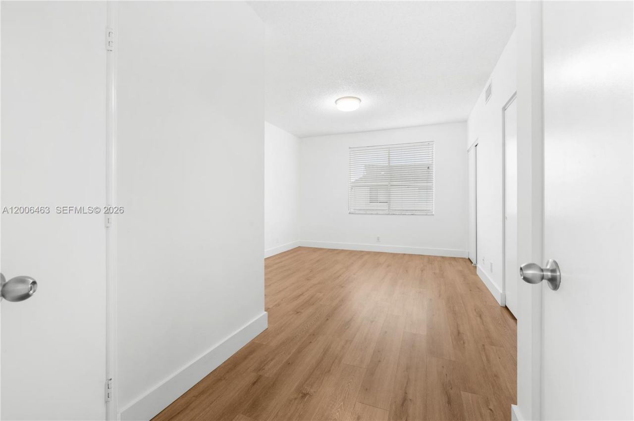 40 Simonton Cir, Unit 40, Weston, FL 33326 Photo