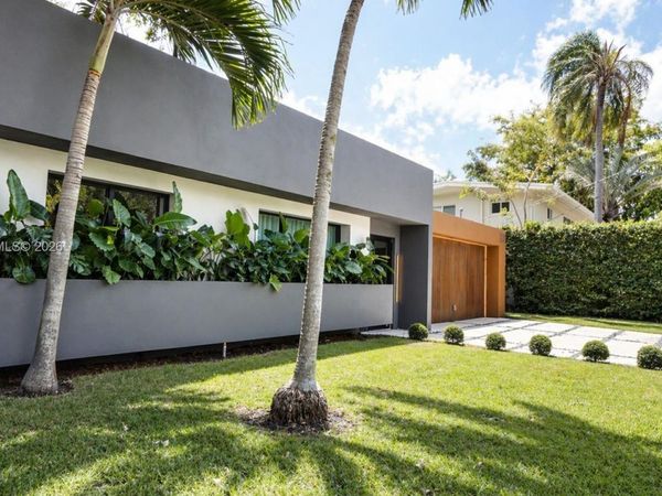 2110 NE 191st Dr , North Miami Beach, FL 33179