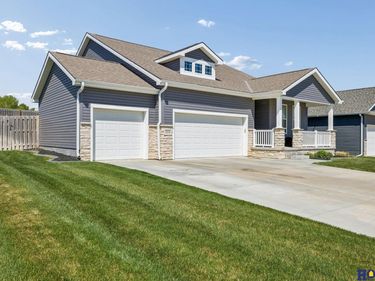 10316 White Pine Road , Lincoln, NE 68527