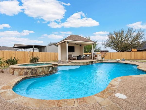 1217 Laurel Park, Robinson, TX 76706