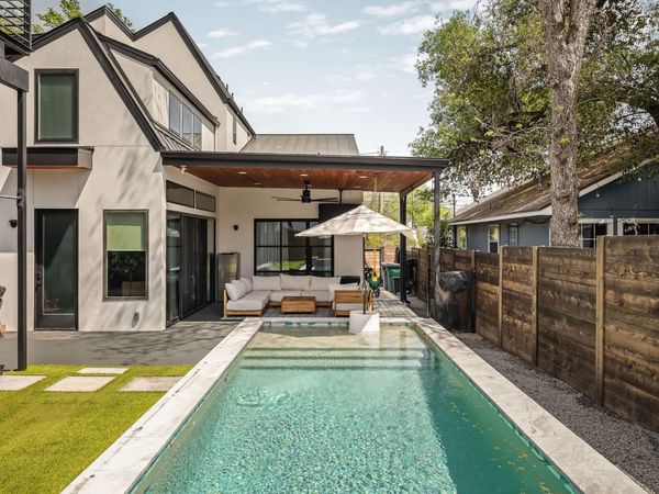 1804 Walnut Ave , Austin, TX 78702