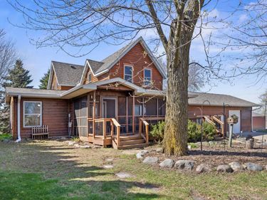 10175 County Road 17 SE, Delano, MN 55328