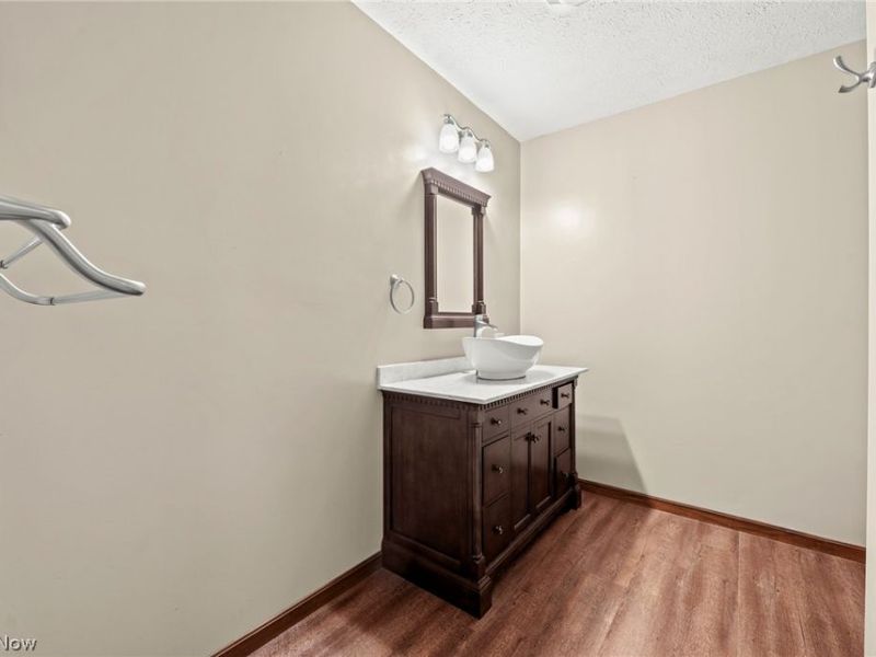 832 S Main Street , North Canton, OH 44720 Photo 22