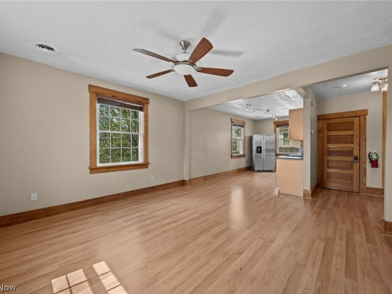 832 S Main Street , North Canton, OH 44720 Photo 36