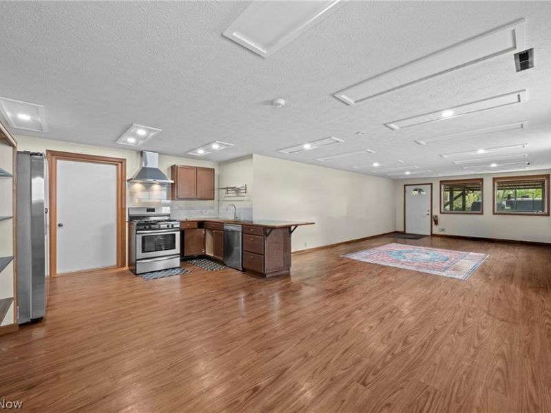 832 S Main Street , North Canton, OH 44720 Photo 45