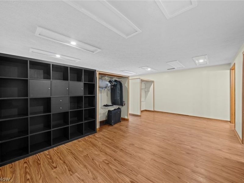 832 S Main Street , North Canton, OH 44720 Photo 48