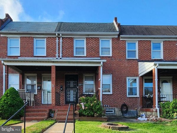 6821 BANK STREET , BALTIMORE, MD 21224
