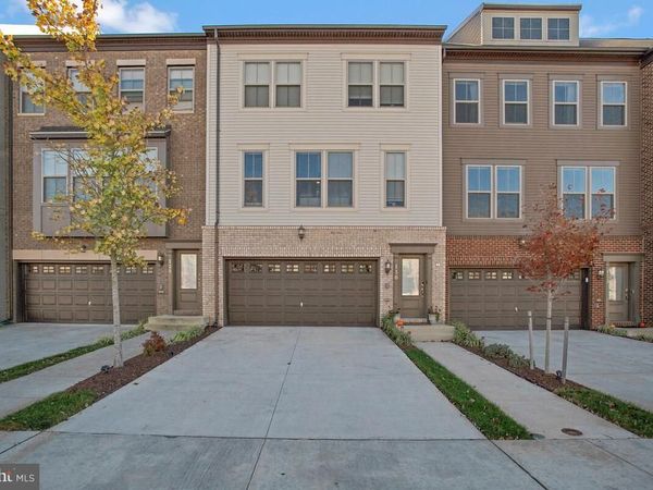 130 CAPITAL COURT, UPPER MARLBORO, MD 20774