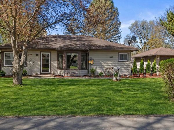 N6637 Juniper ROAD, Elkhorn, WI 53121