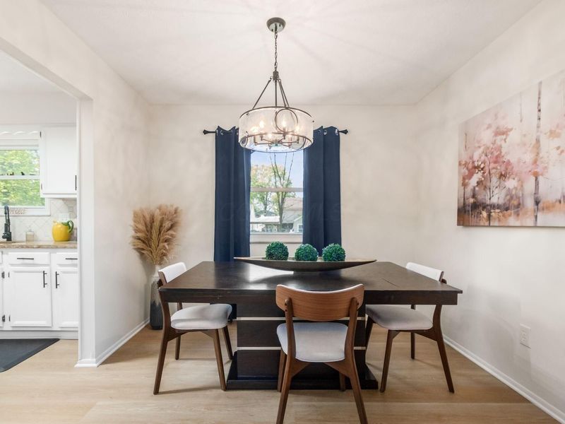 561 Theori Avenue, Columbus, OH 43230 Photo 13